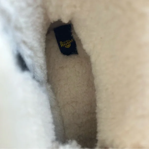 NEW Dr. Martens Docs 31877 Fur Lined Brown Buttersoft Winter Boot Womens Size 10 - Picture 9 of 10